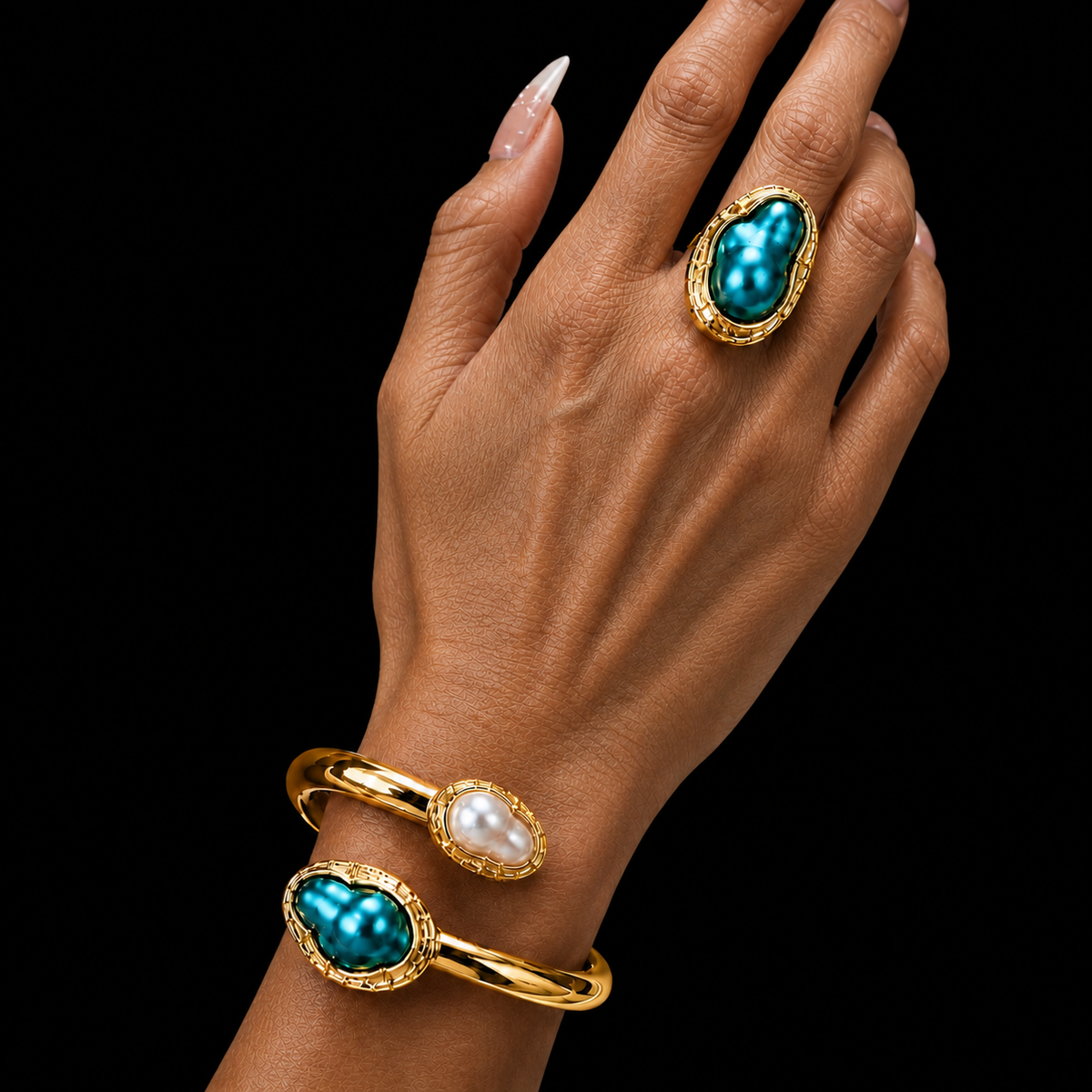Varelle Pearl Set