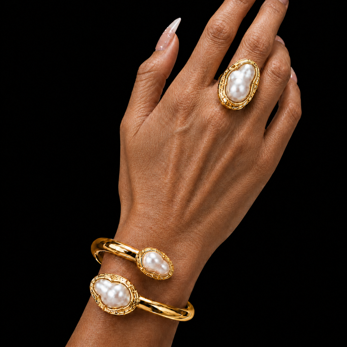 Varelle Pearl Set