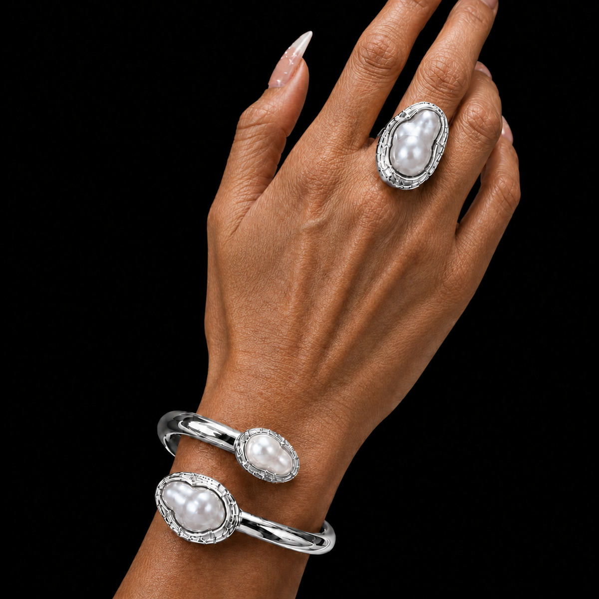 Varelle Pearl Set